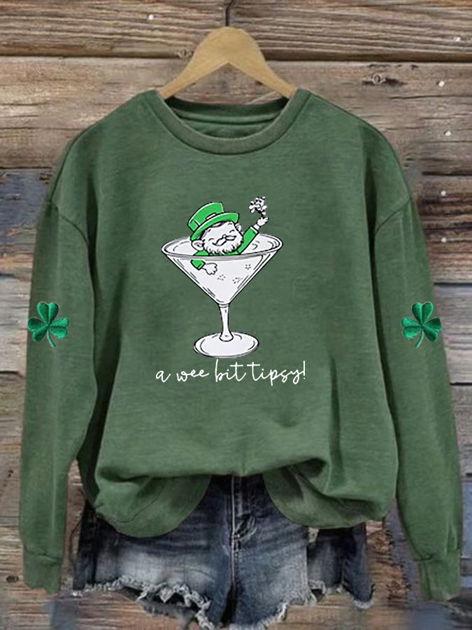 A Wee Bit Tipsy Saint Patrick's Day Sweatshirt Leprechaun Funny Irish Shirts Gifts For Mom