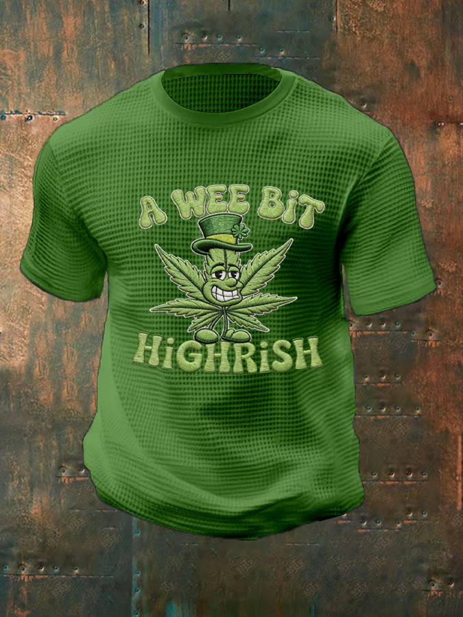 St Patrick's Day A Wee Bit Highrish T-Shirt St Pattys Shirt Awesome St Patrick's Gifts For Men - Image 2