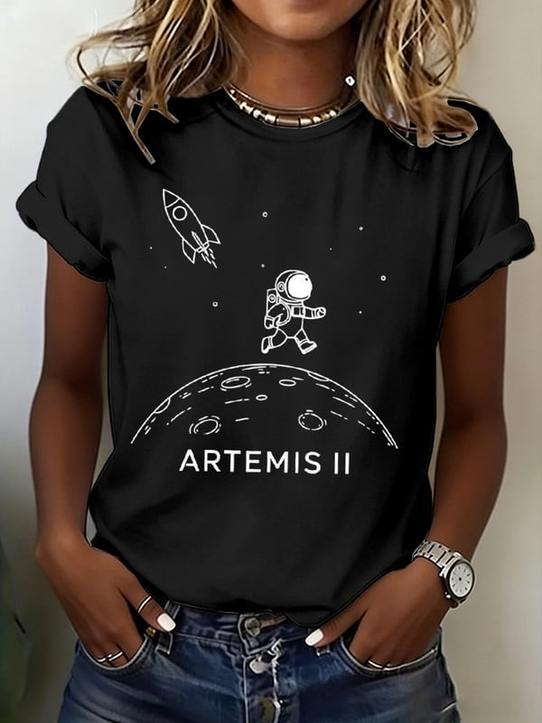 Artemis II T-Shirt Mission To The Moon Clothing Gift For Science Teacher - Tradiviet