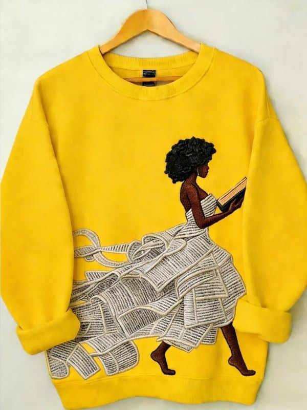 Black Girl Reading Sweatshirt African American Book Lover Crewneck Gift For Women - Tradiviet - Image 3
