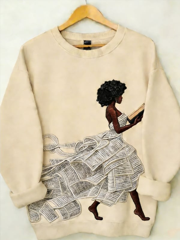 Black Girl Reading Sweatshirt African American Book Lover Crewneck Gift For Women - Tradiviet - Image 4