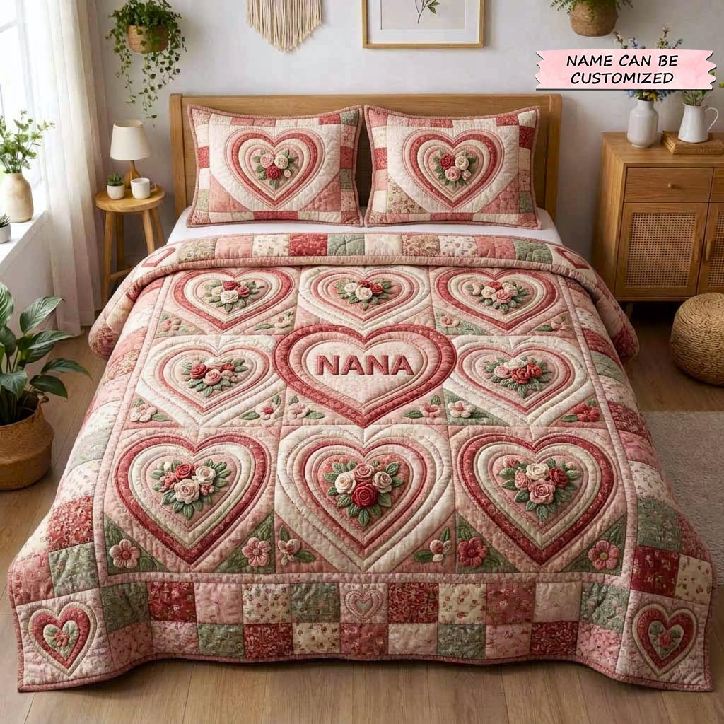 Customized Floral Love Quilted Bedding Set Patchwork Lover Gifts For Mom - Tradiviet