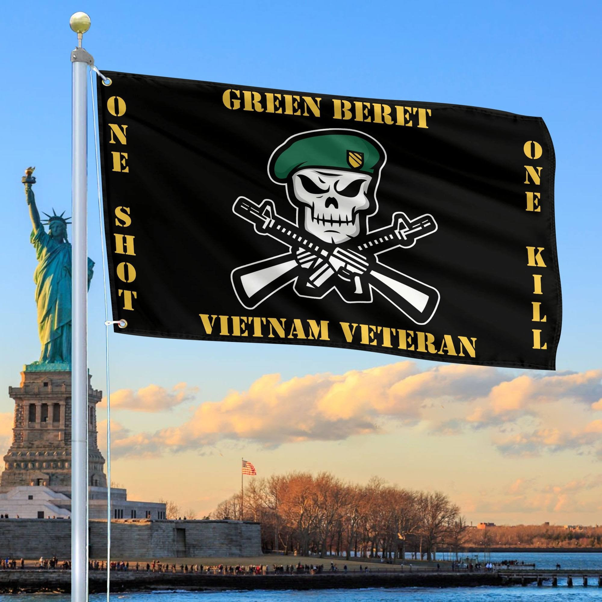 Green Beret Vietnam Veteran Grommet Flag Independence Day Decor Gift for Veteran Dad - Tradiviet