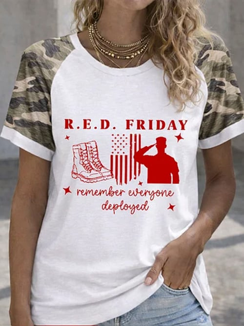 Retro Red Friday Camo T-Shirt Remember Everyone Deployed Clothing Gift Ideas - Tradiviet - Image 3