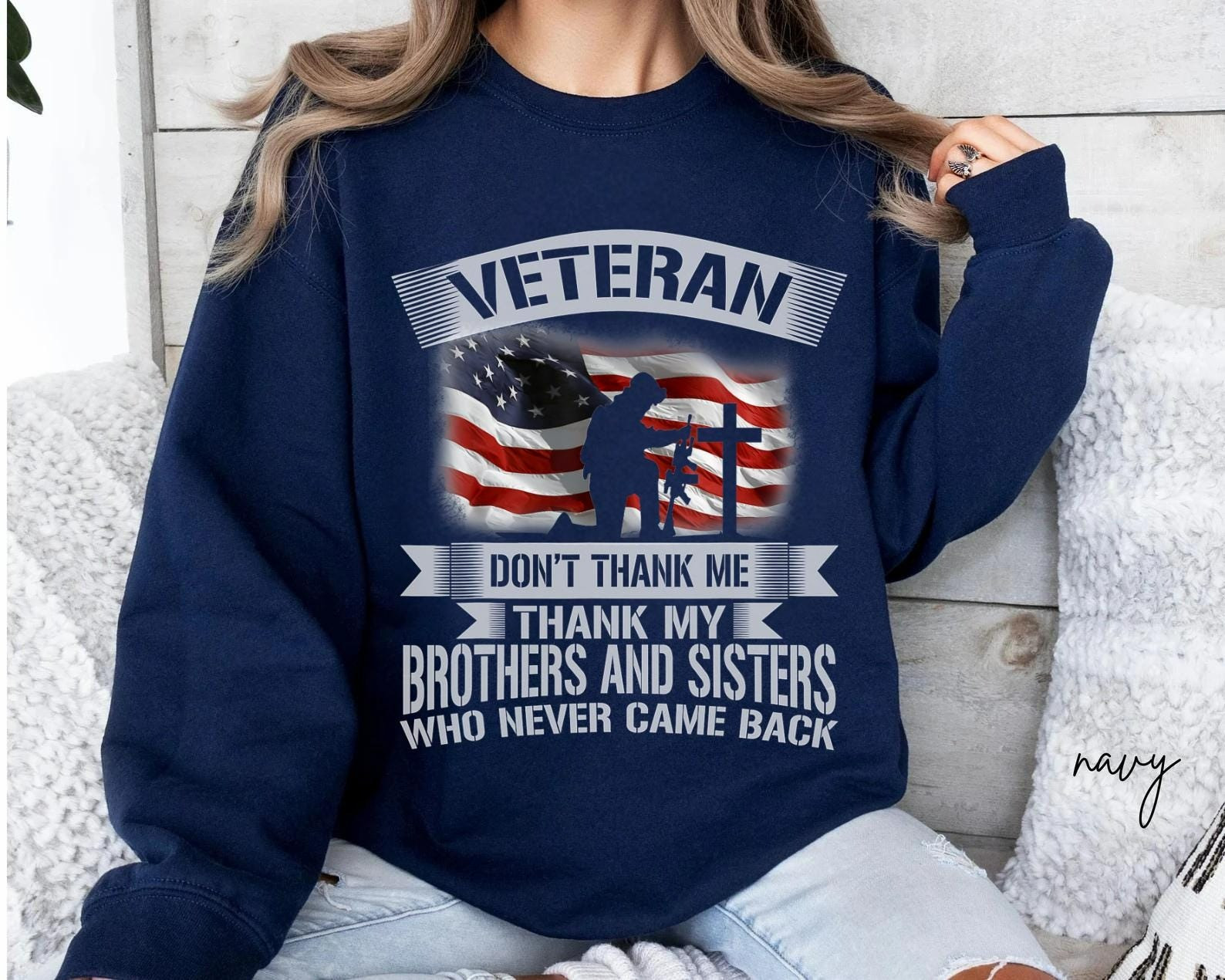 Veteran Don't Thank Me Veterans Day Sweatshirt - Tradiviet - Image 2