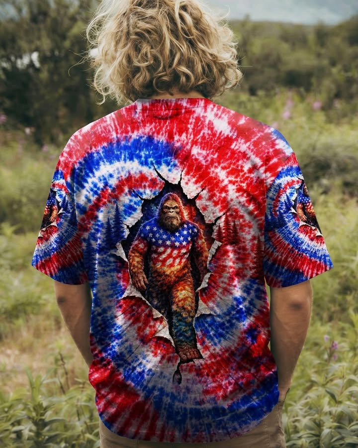 Bigfoot Red White And Blue Tie Dye Shirt USA Patriotic T-Shirt Bigfoot Sasquatch Gifts