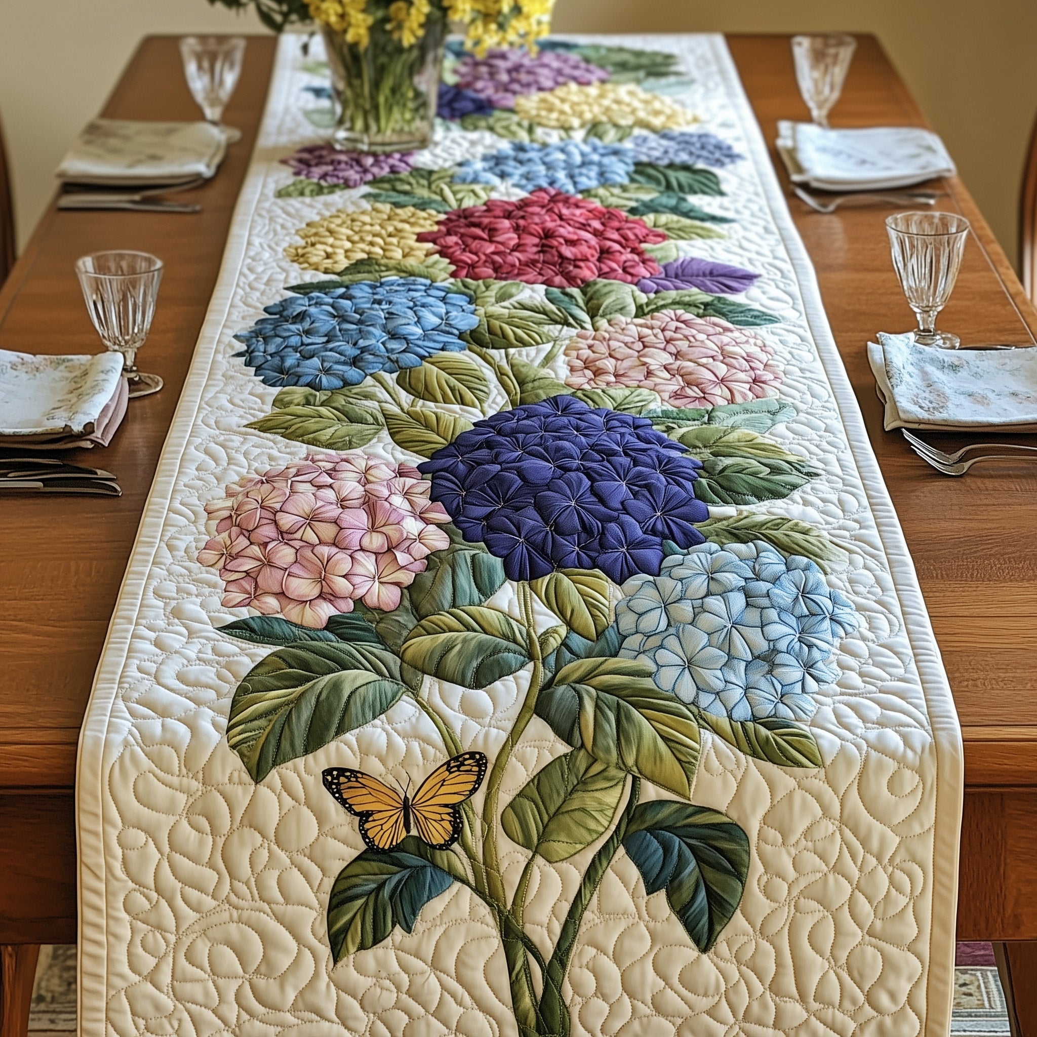 Blooming Hydrangea Paradise Quilted Table Runner Kitchen Table Decor Ideas Best Gifts To Get Your Mom