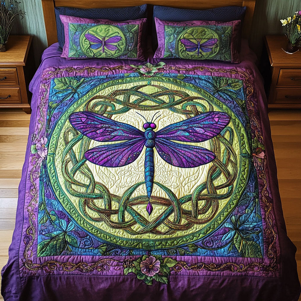 Knotted Grace Quilted Bedding Set Unusual Bed Sheets Best Dragonfly Gifts For Christmas