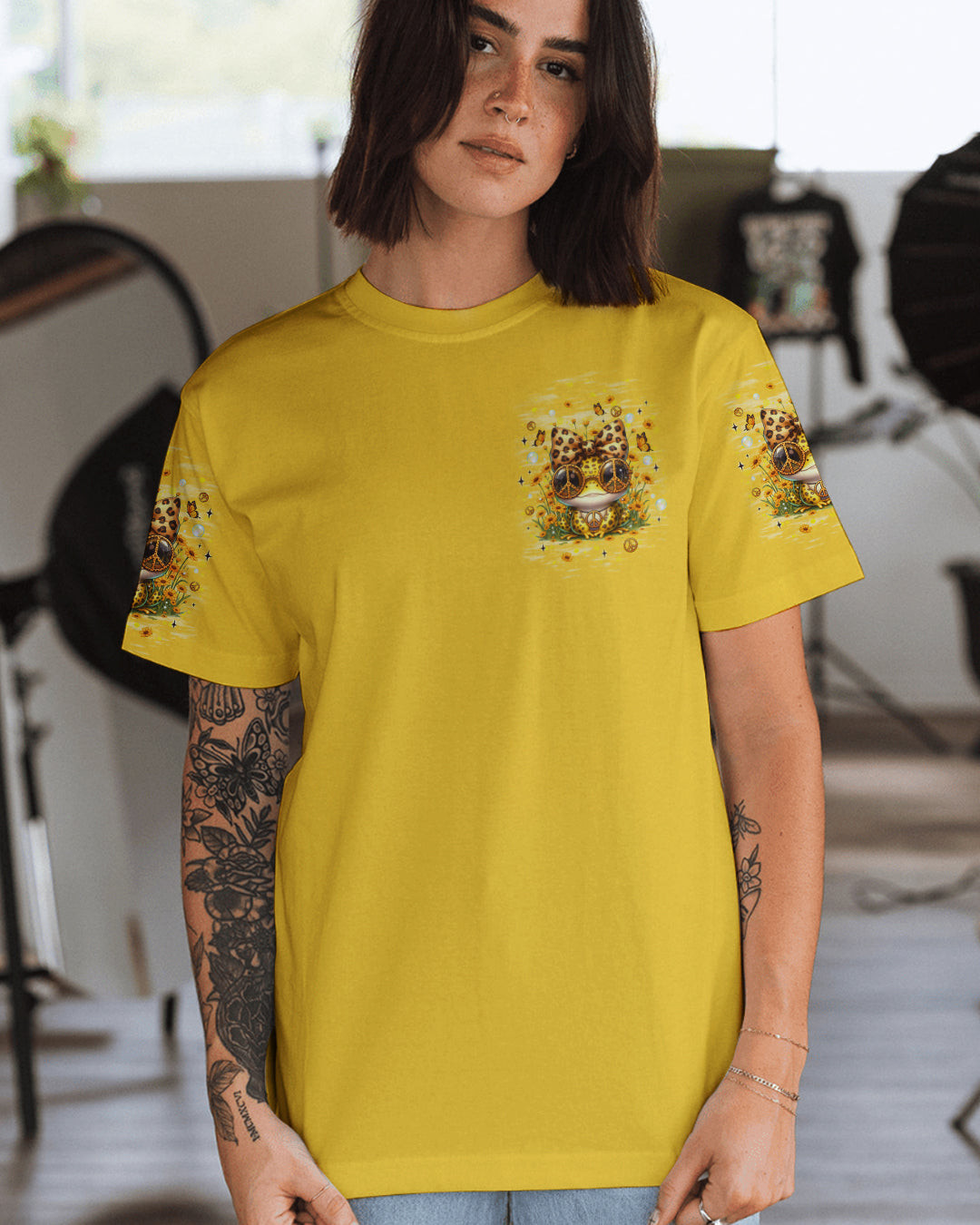 Peace Sign Frog Be You The World Will Adjust T-Shirt Frog With Leopard Bow Flower For Daughter